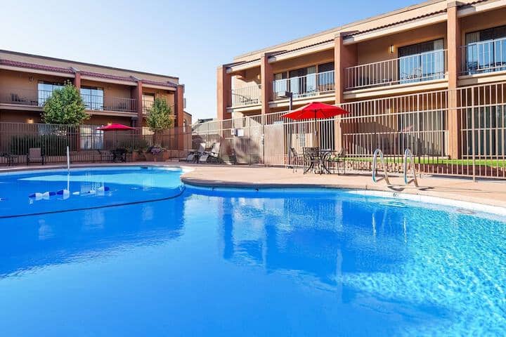 Pool 14 of 21